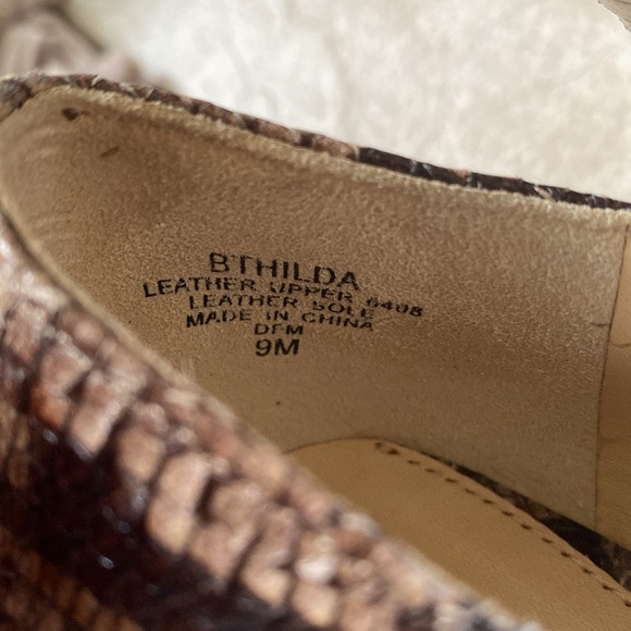 🆕NIB: BOUTIQUE 9: Leather Snakeskin Ankle Boot w/ Side Zipper Black&Cream Sz 9 - Picture 9 of 9